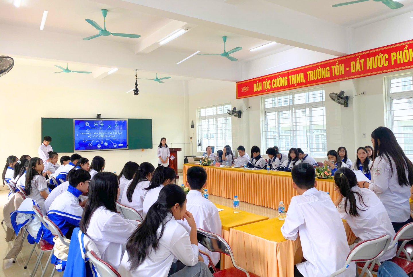 Toàn cảnh Hội nghị